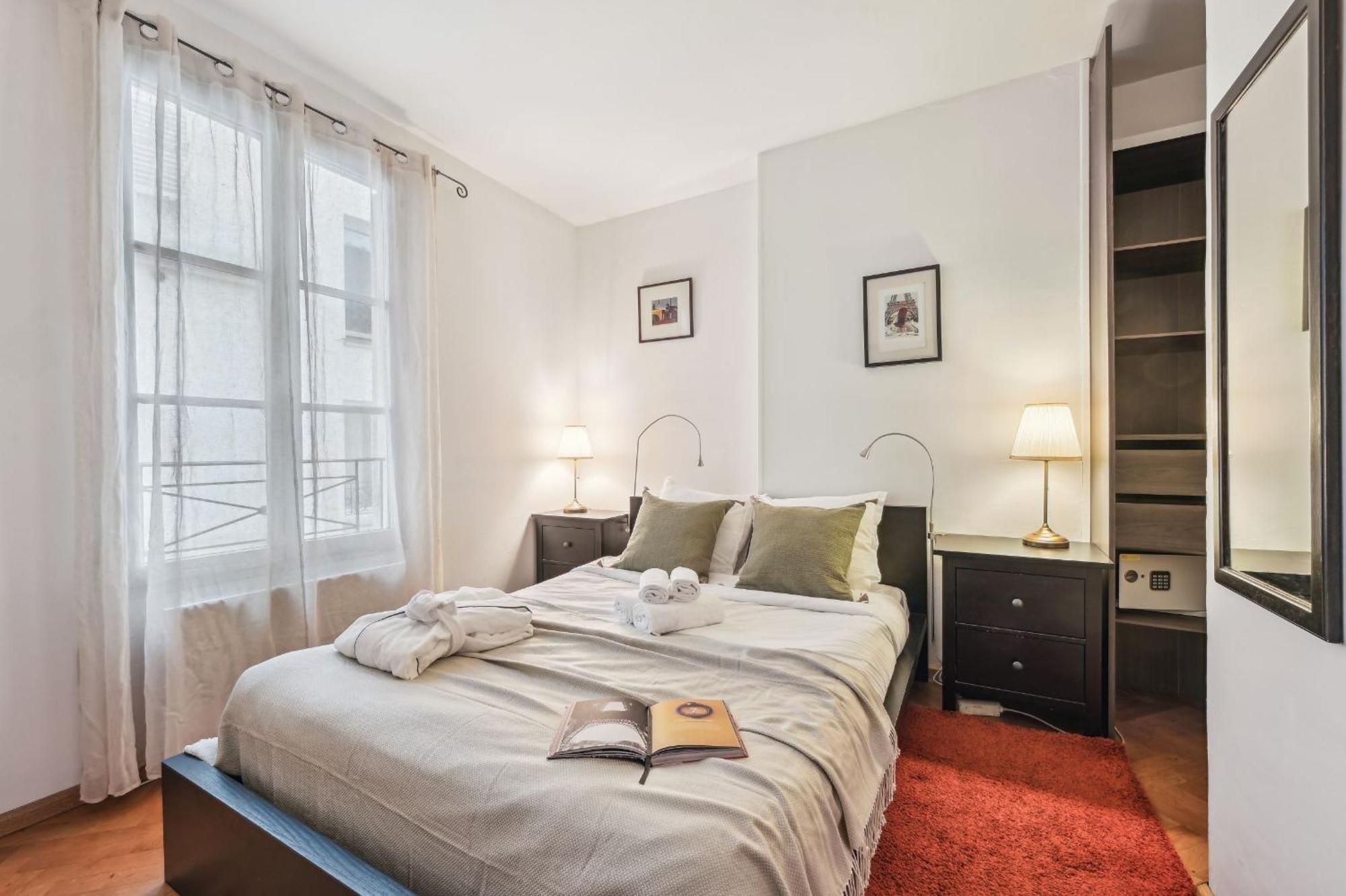 Eiffel Tower & Hotel Des Invalides - 1Br - Cityapartmentstay パリ エクステリア 写真