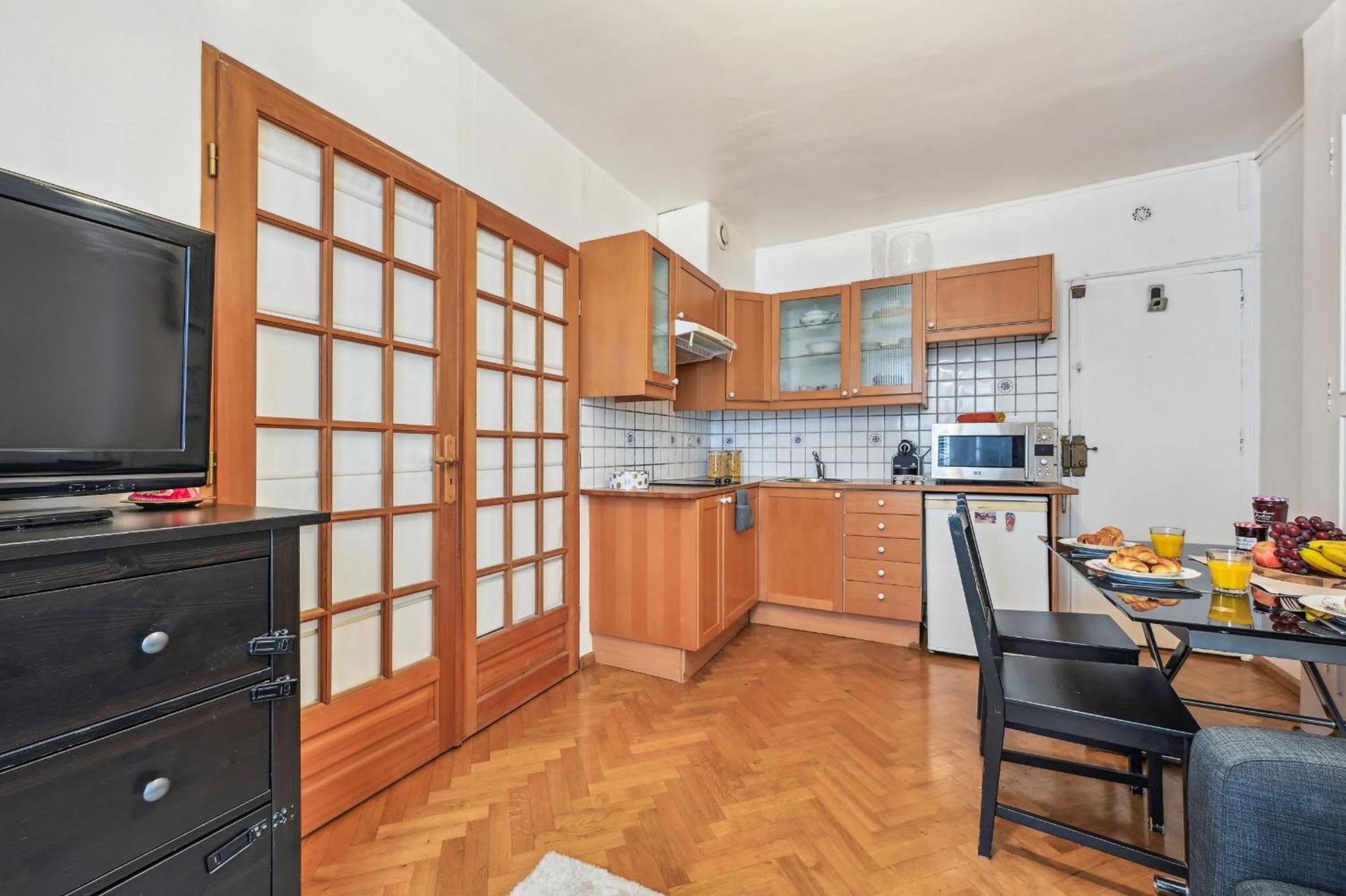 Eiffel Tower & Hotel Des Invalides - 1Br - Cityapartmentstay パリ エクステリア 写真